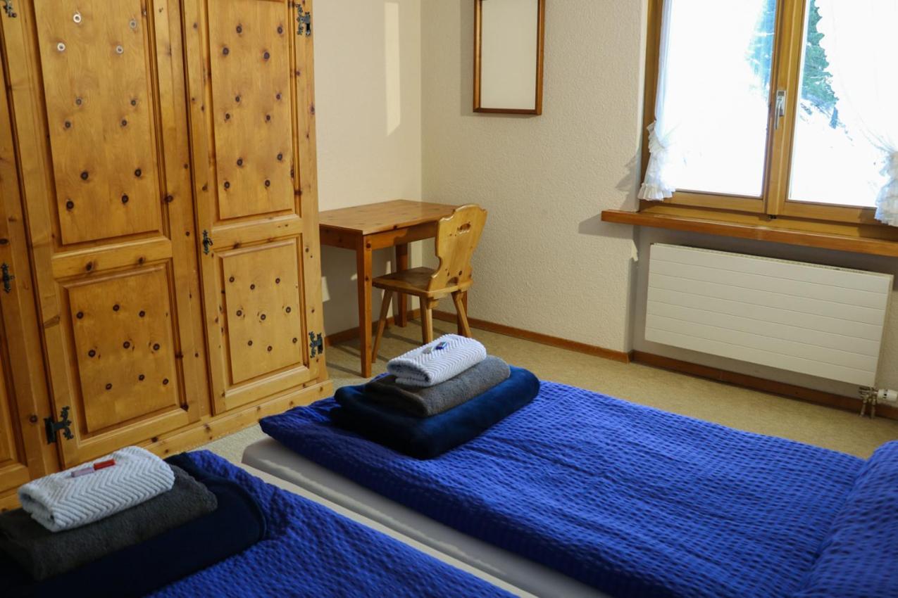 Chesa Dominium Apartment Berguen Luaran gambar