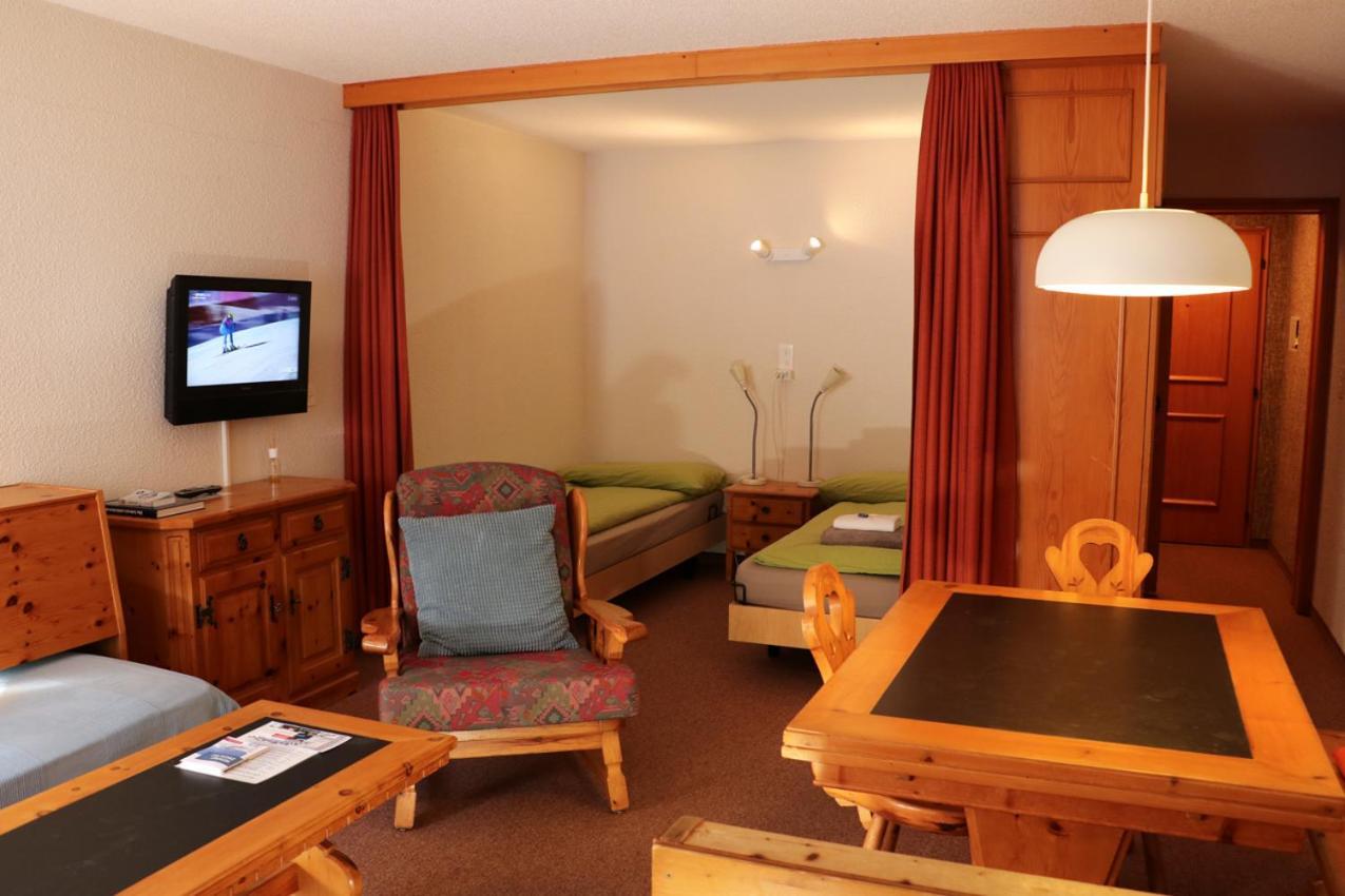 Chesa Dominium Apartment Berguen Luaran gambar