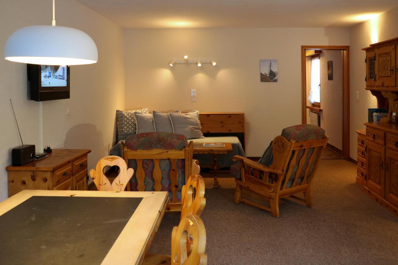 Chesa Dominium Apartment Berguen Luaran gambar