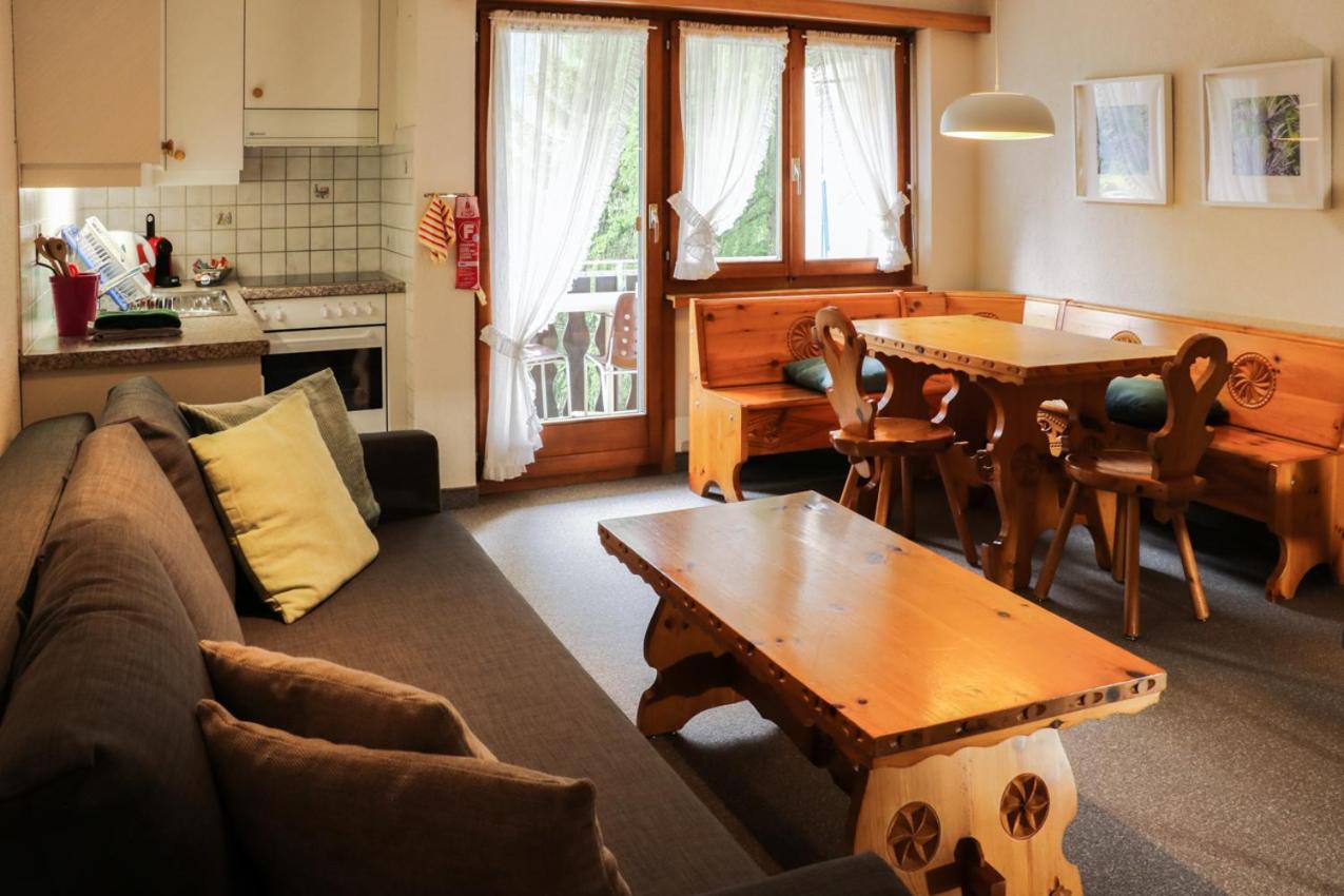 Chesa Dominium Apartment Berguen Luaran gambar