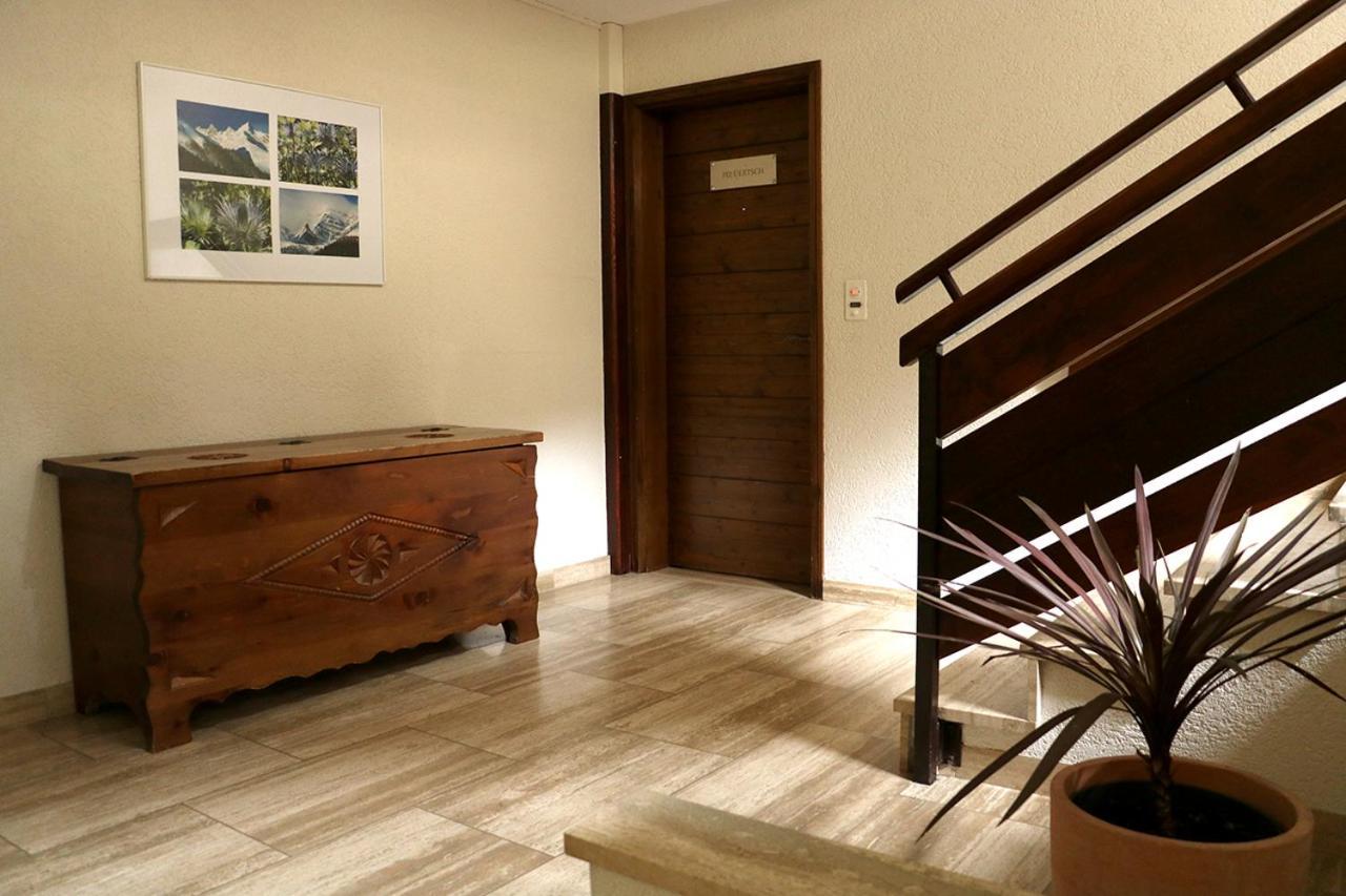 Chesa Dominium Apartment Berguen Luaran gambar
